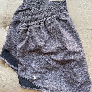 Lululemon Hotty Hot Short 4"